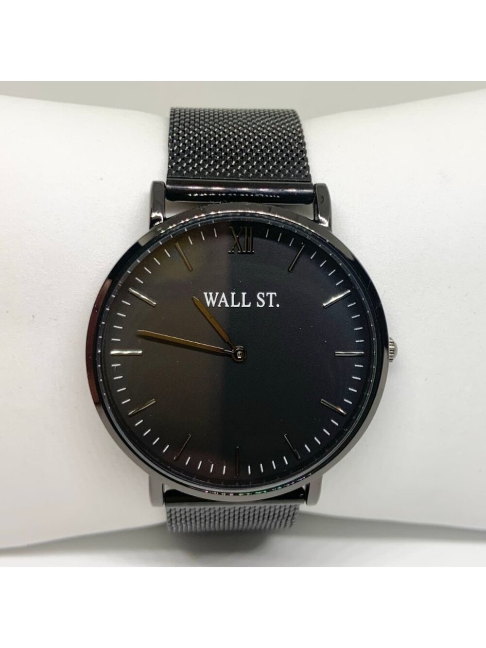 Wall Street men’s watch quartz analog 40mm black tone round mesh band running